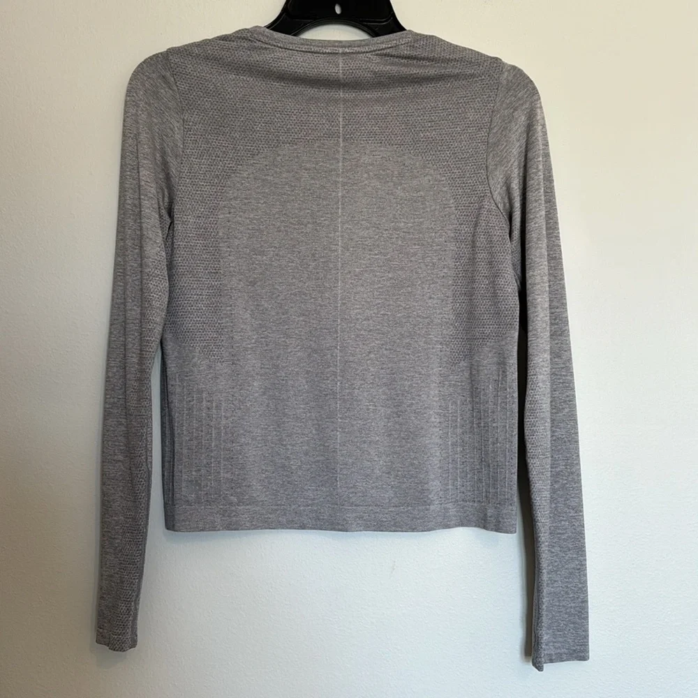 All In Motion Active Gray Long Sleeve Top - Picture 3 of 4